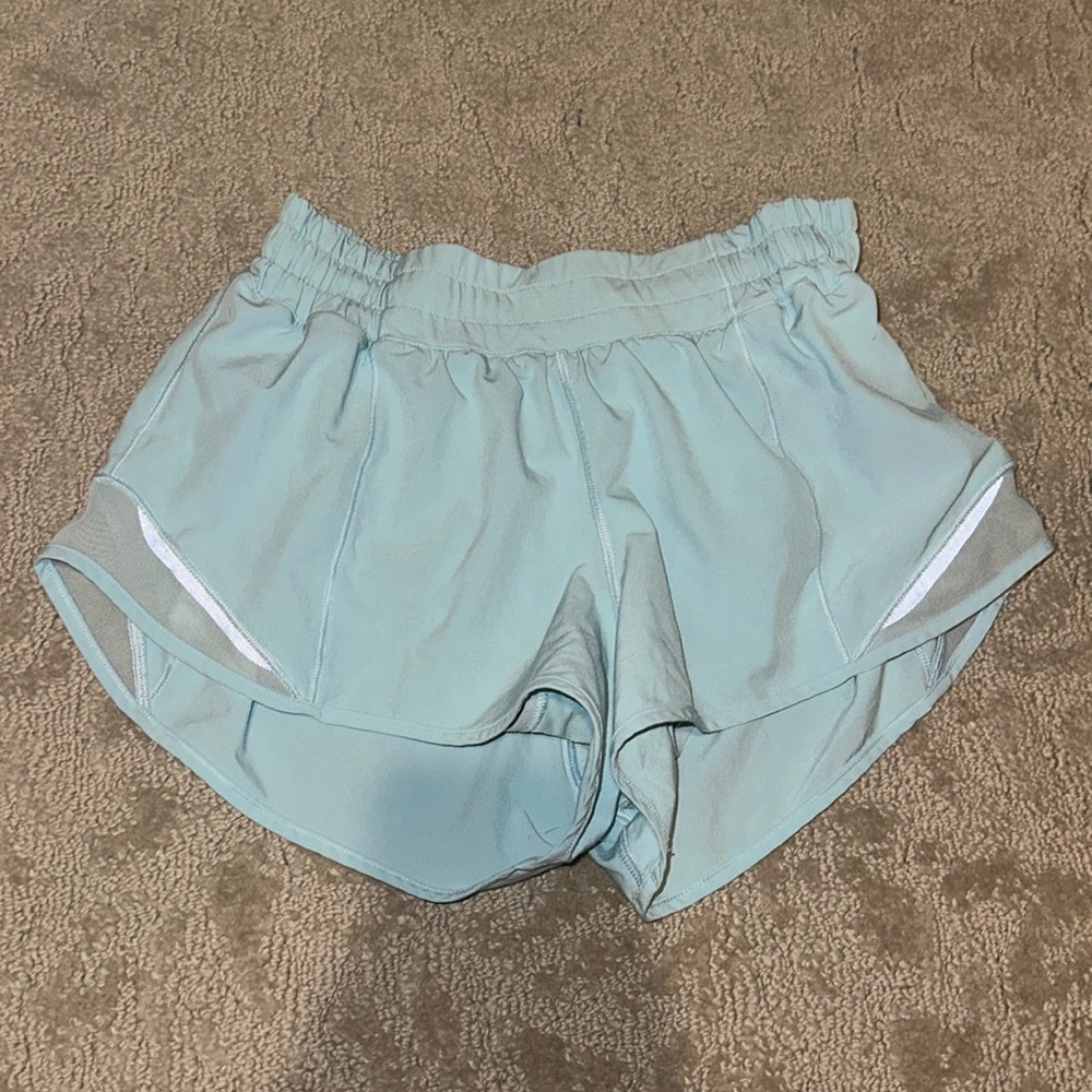 Light blue lulu hotty hots 2.5”